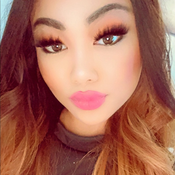 Meet your Posher, Kristen - Picture 1 of 1